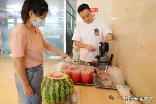 盐山网红吃瓜事件视频播放